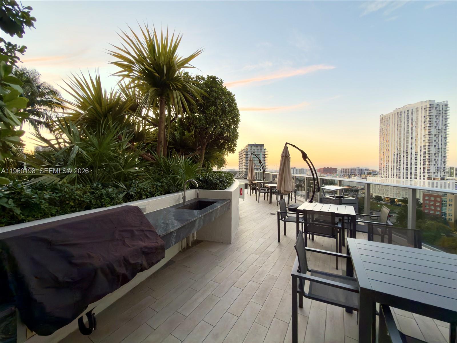 488 NE 18th St #2207, Miami FL 33132