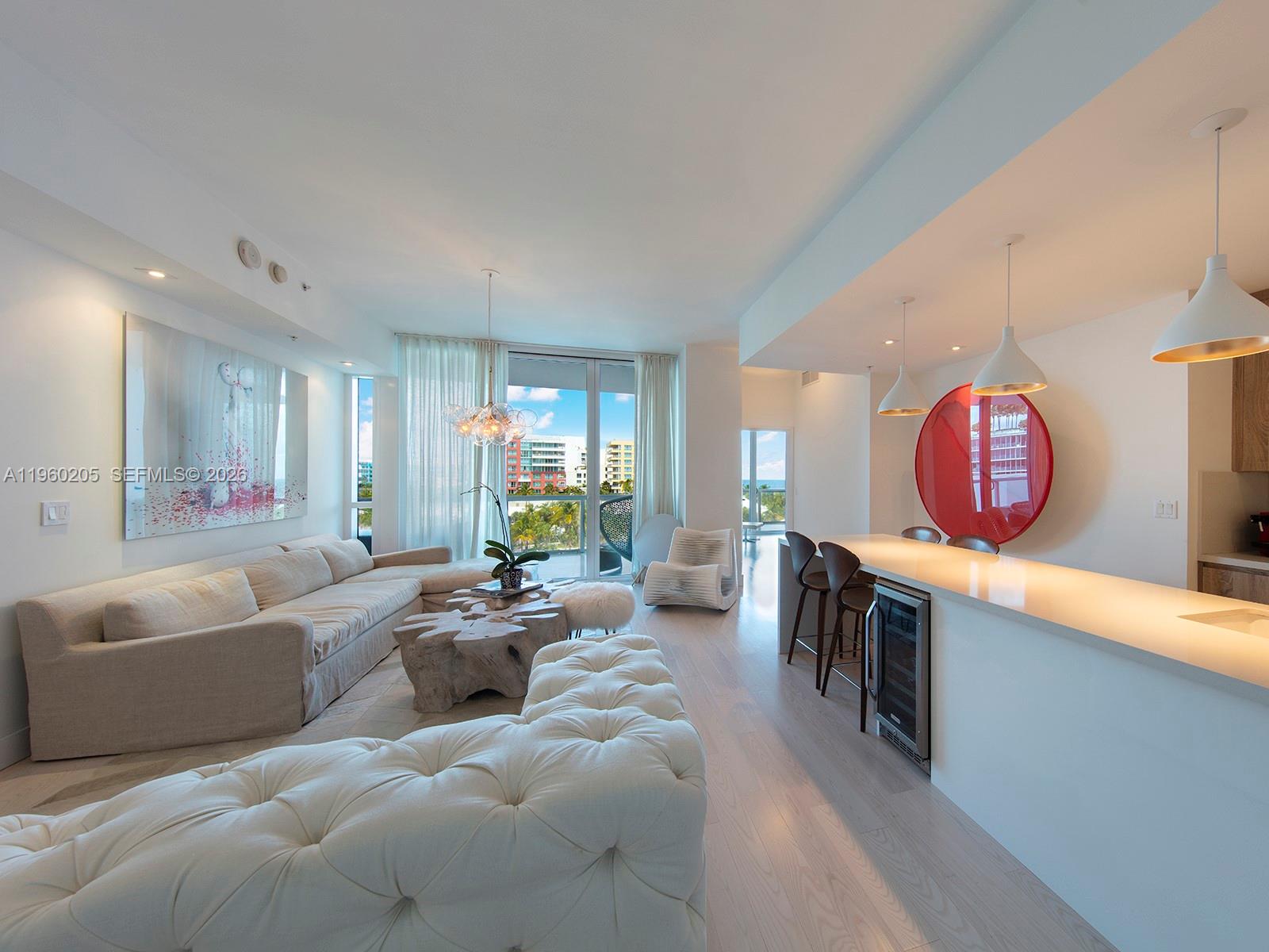 50 S Pointe Dr #707, Miami Beach FL 33139