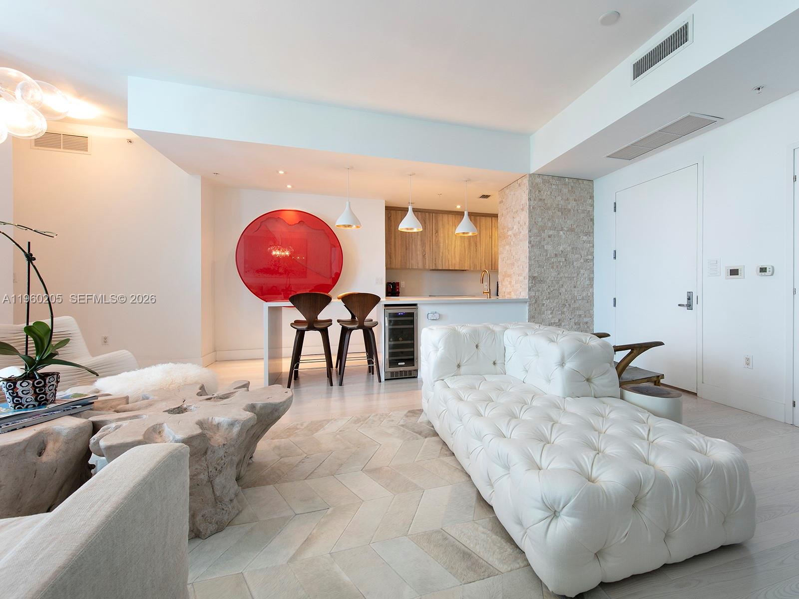 50 S Pointe Dr #707, Miami Beach FL 33139