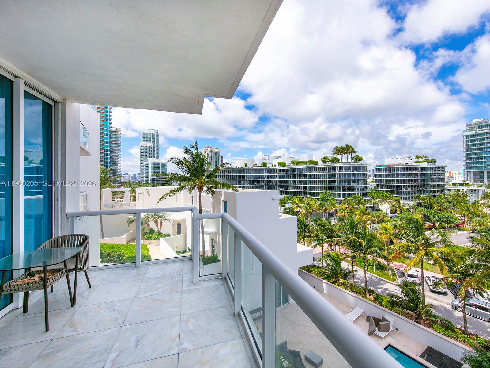 50 S Pointe Dr #707, Miami Beach FL 33139