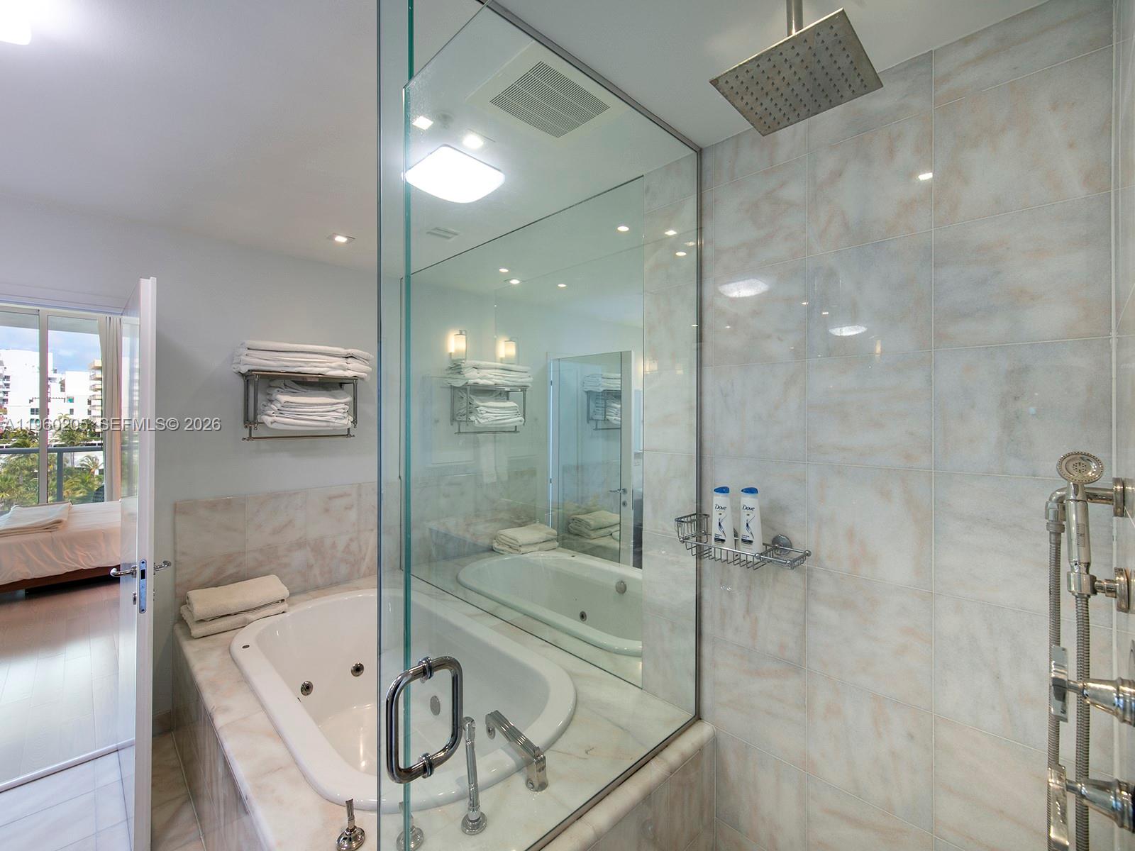 50 S Pointe Dr #707, Miami Beach FL 33139