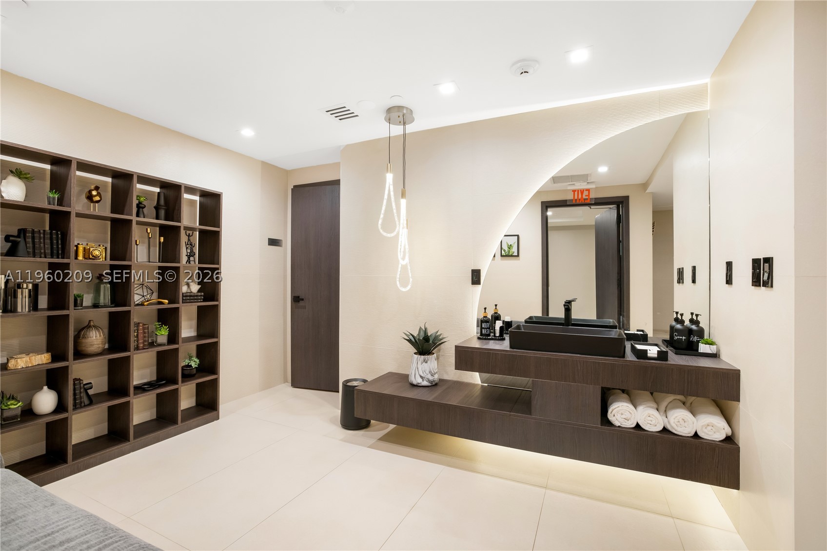 16001 Collins Ave #1201, Sunny Isles Beach FL 33160