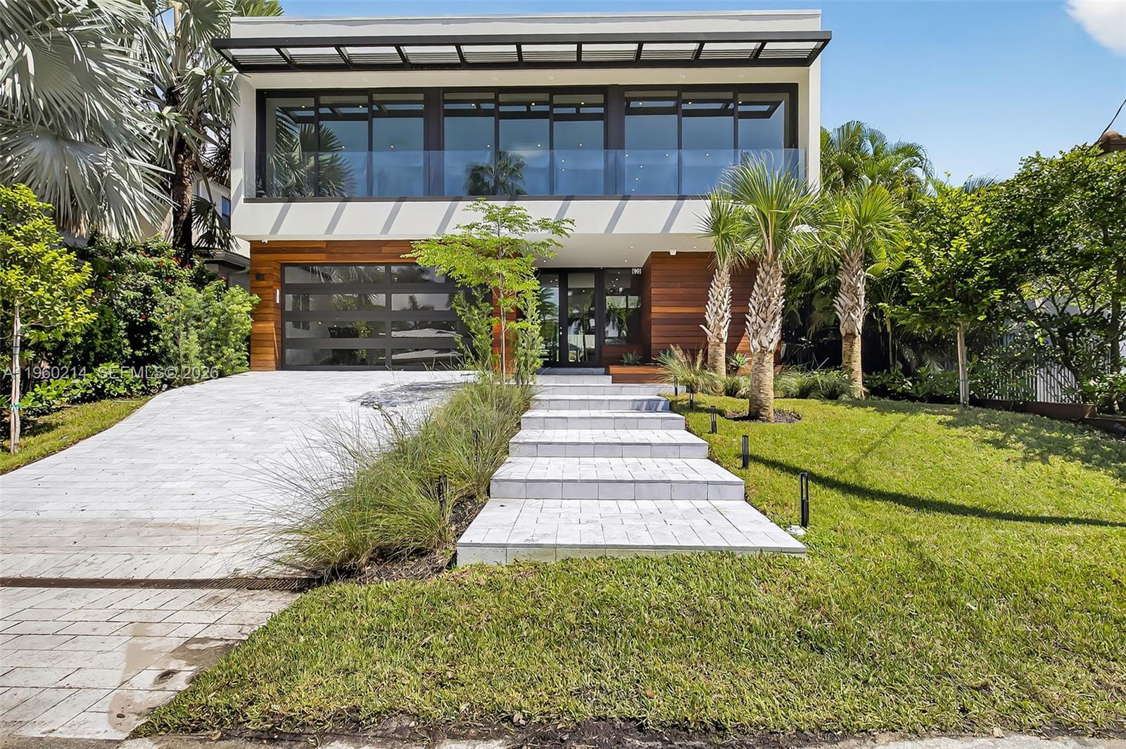620 Solar Isle Dr, Fort Lauderdale FL 33301