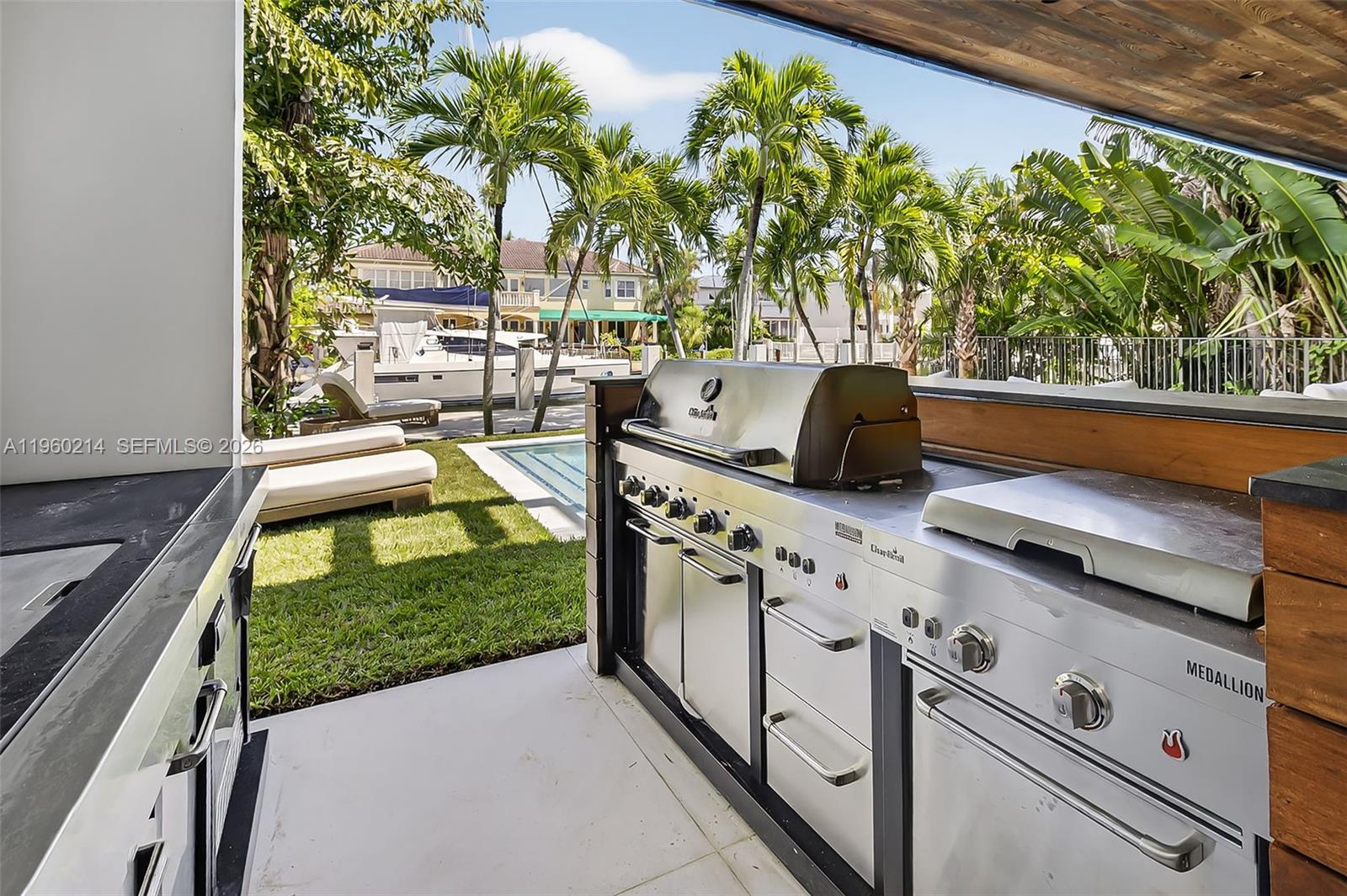 620 Solar Isle Dr, Fort Lauderdale FL 33301