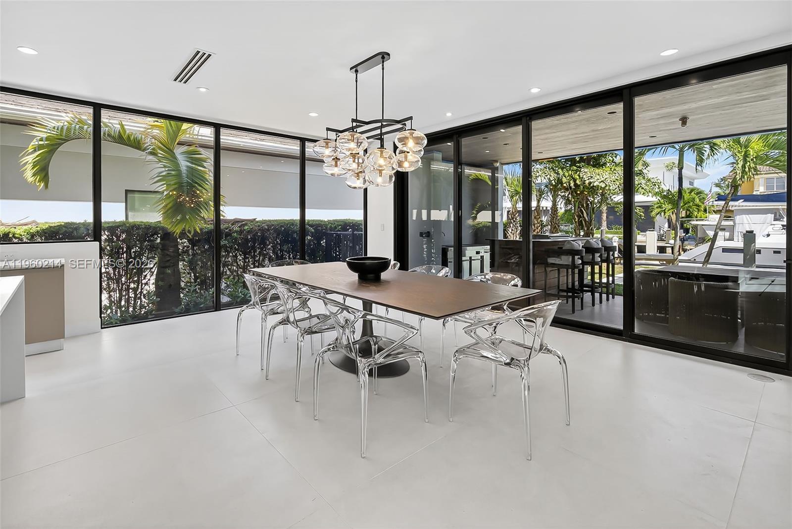620 Solar Isle Dr, Fort Lauderdale FL 33301