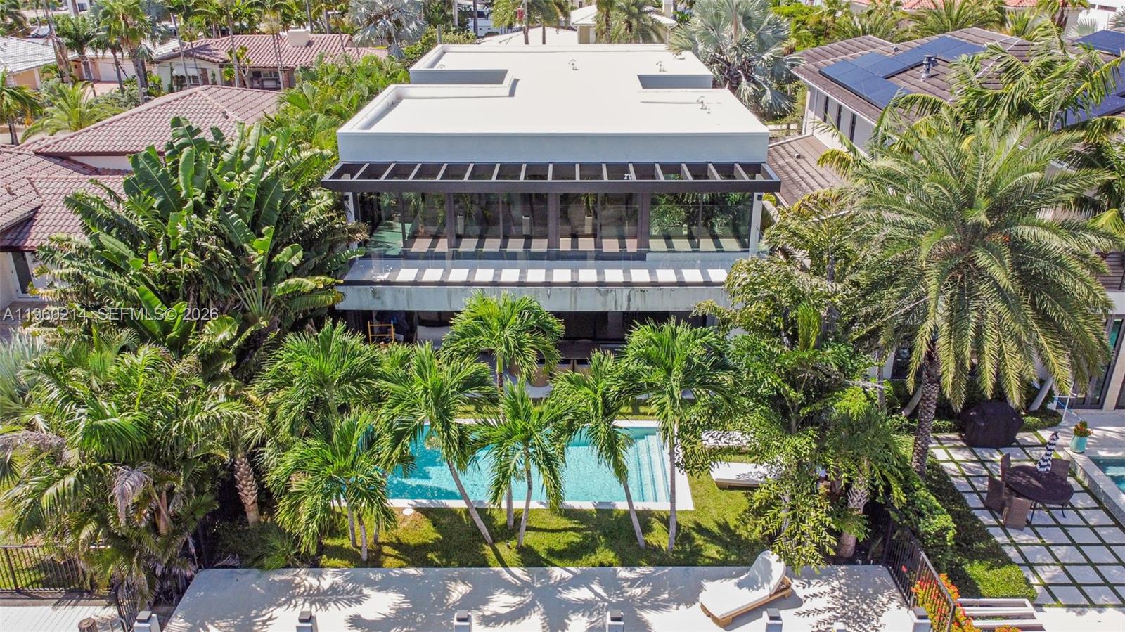 620 Solar Isle Dr, Fort Lauderdale FL 33301