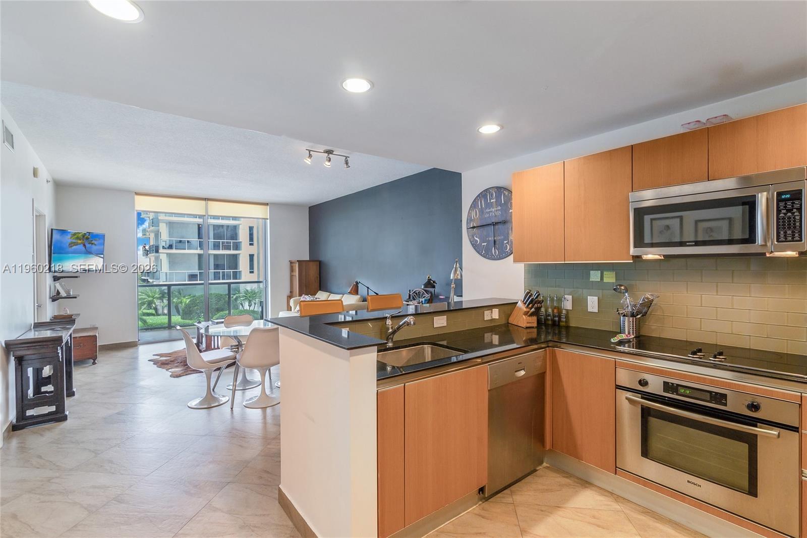 1060 Brickell Ave #1415, Miami FL 33131