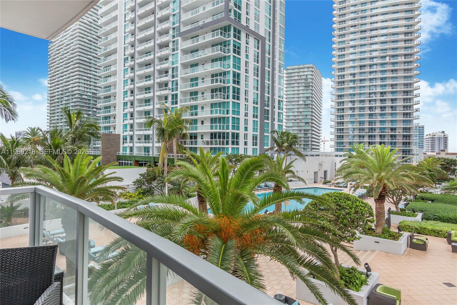 1060 Brickell Ave #1415, Miami FL 33131