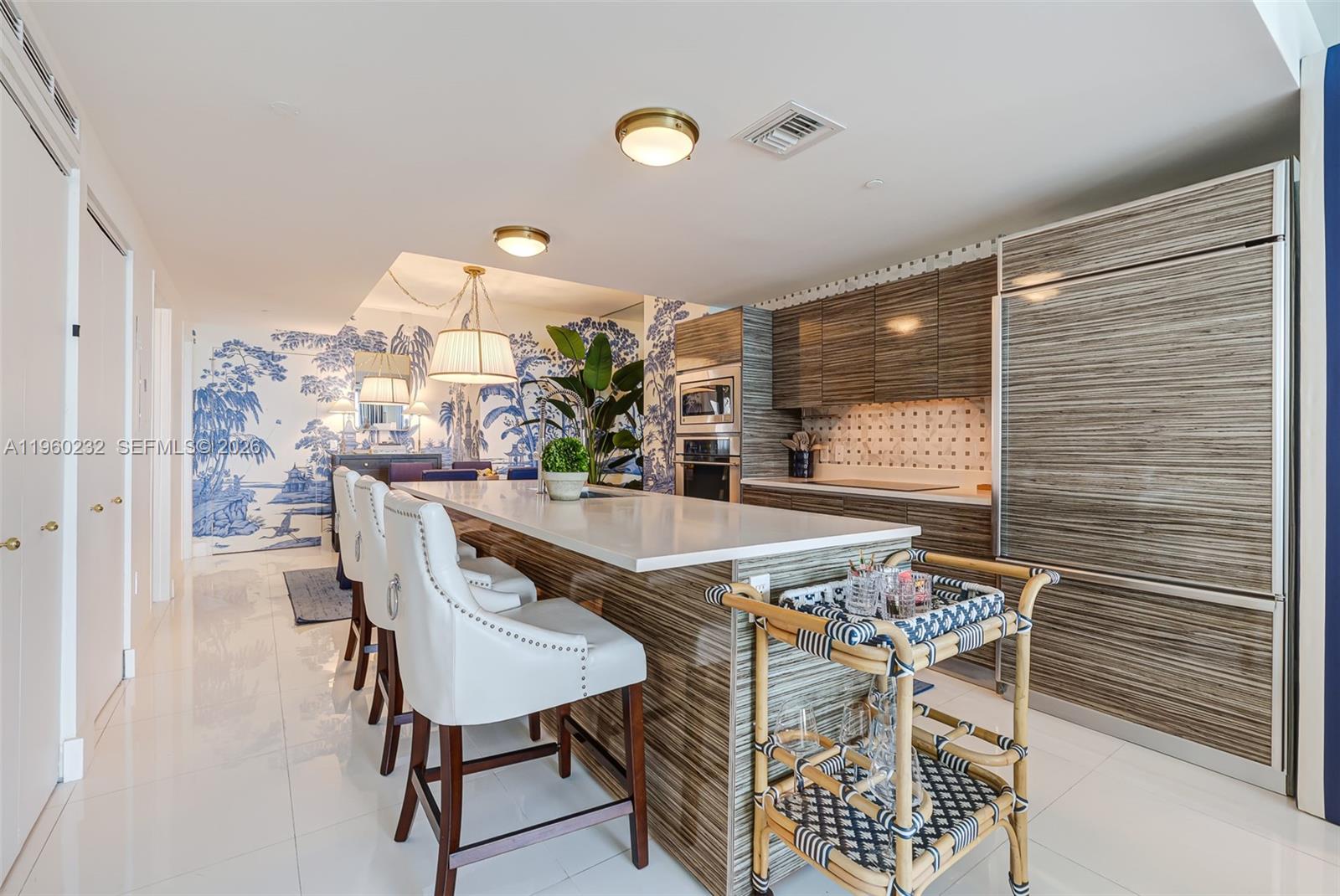 460 NE 28 #704, Miami FL 33137