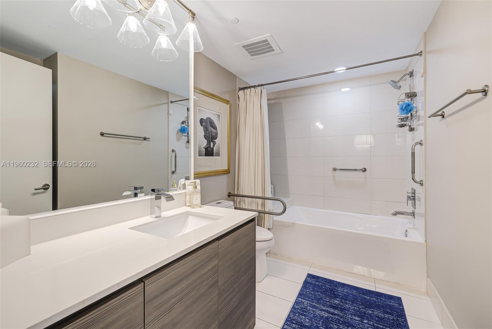 460 NE 28 #704, Miami FL 33137