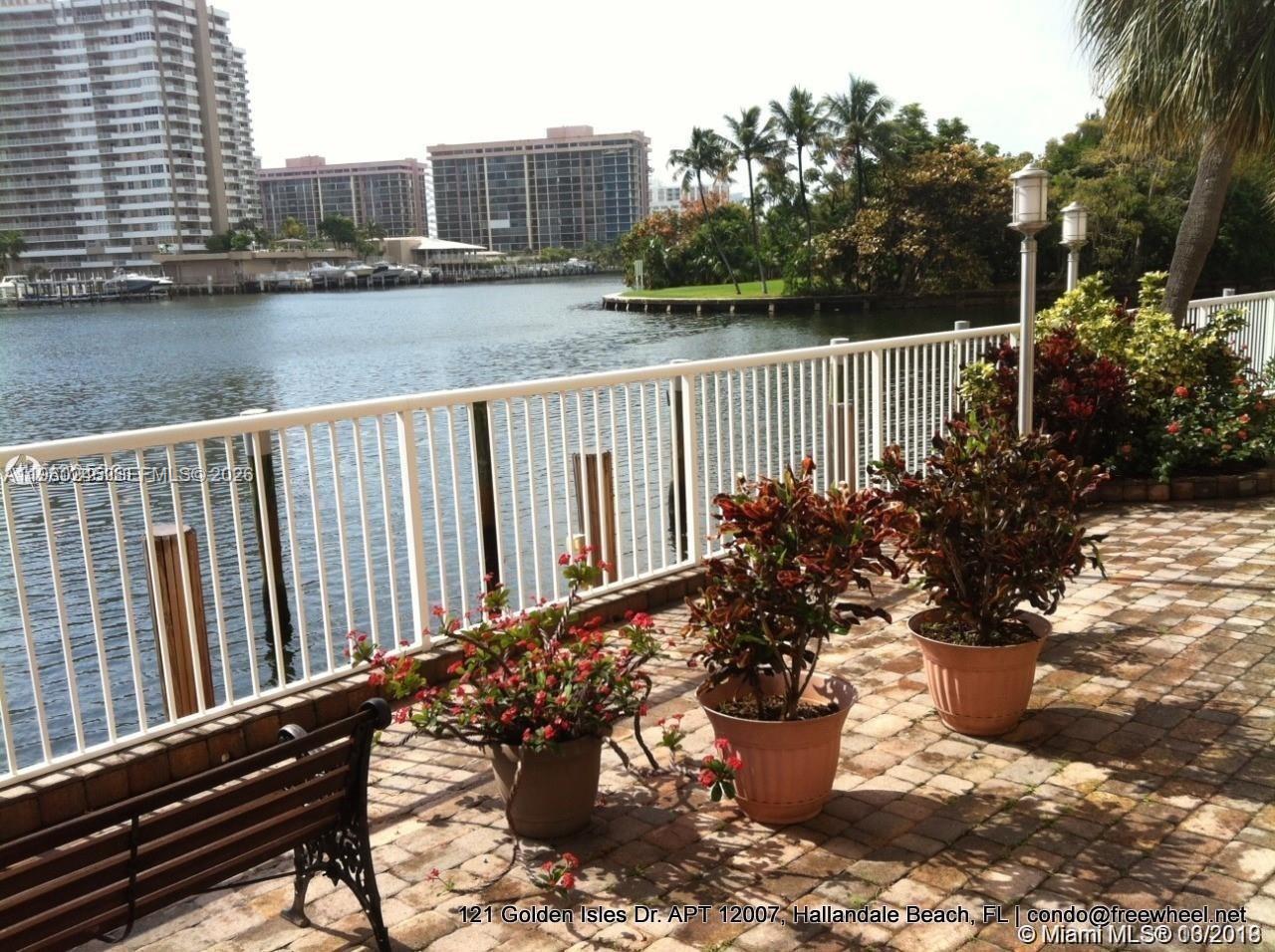 121 Golden Isles Dr #407, Hallandale Beach FL 33009