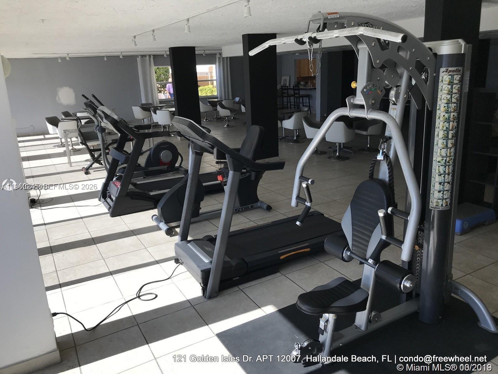 121 Golden Isles Dr #407, Hallandale Beach FL 33009