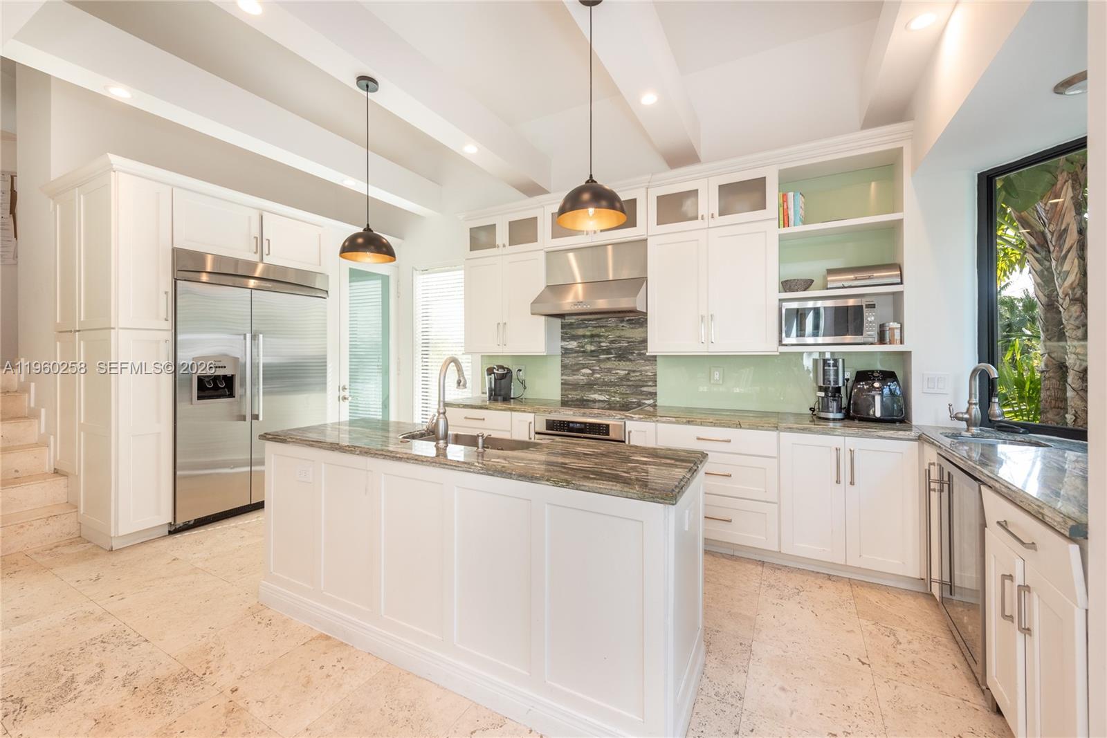 650 Curtiswood Dr, Key Biscayne FL 33149