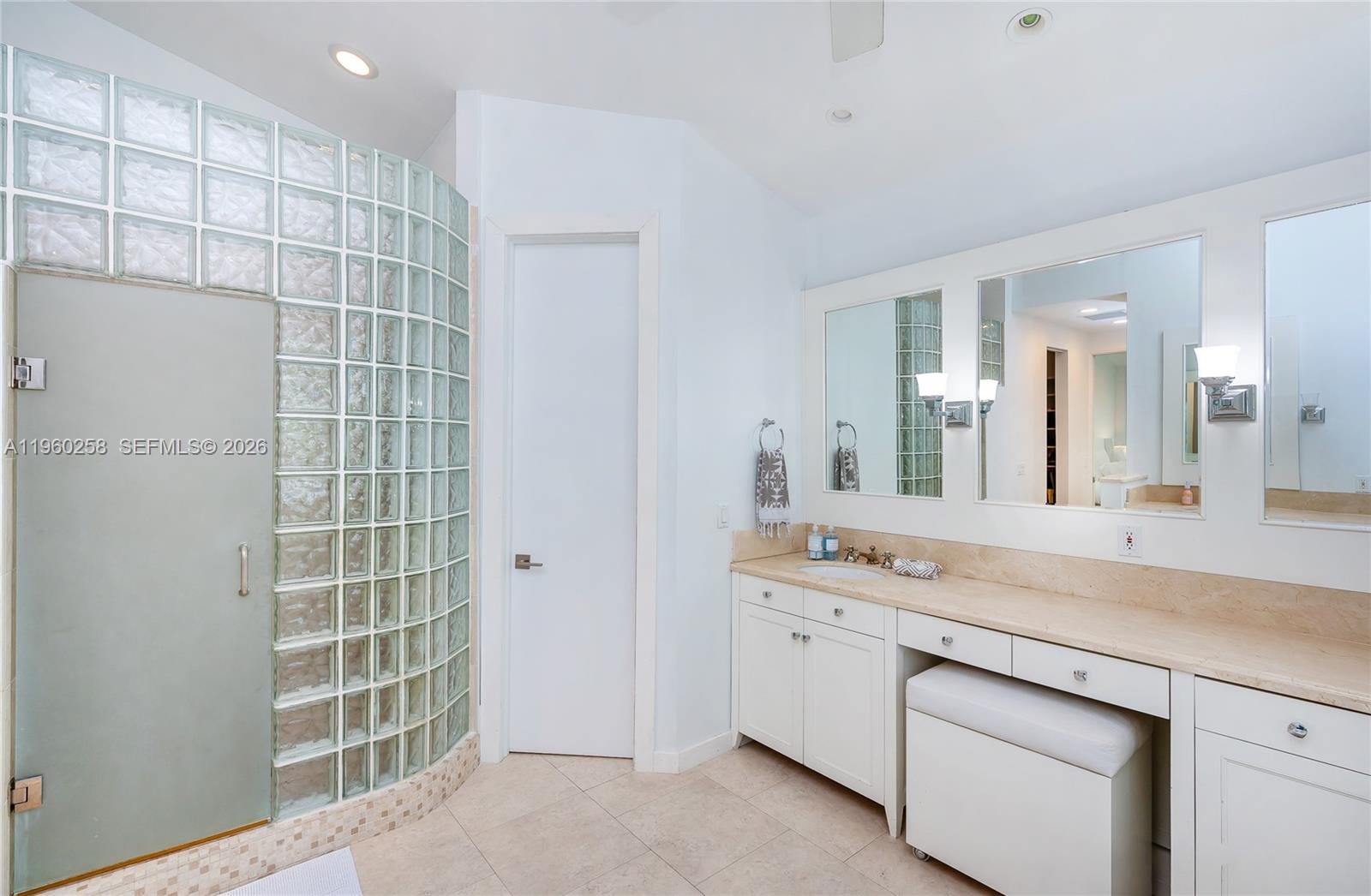 650 Curtiswood Dr, Key Biscayne FL 33149
