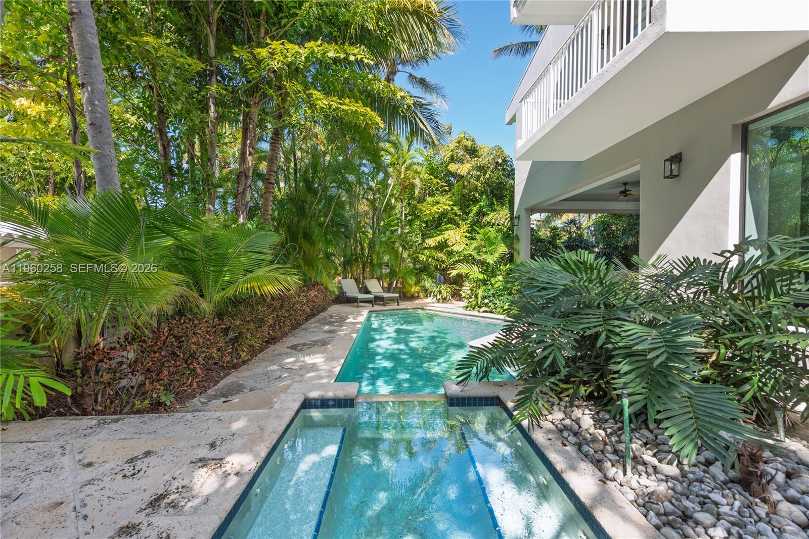 650 Curtiswood Dr, Key Biscayne FL 33149