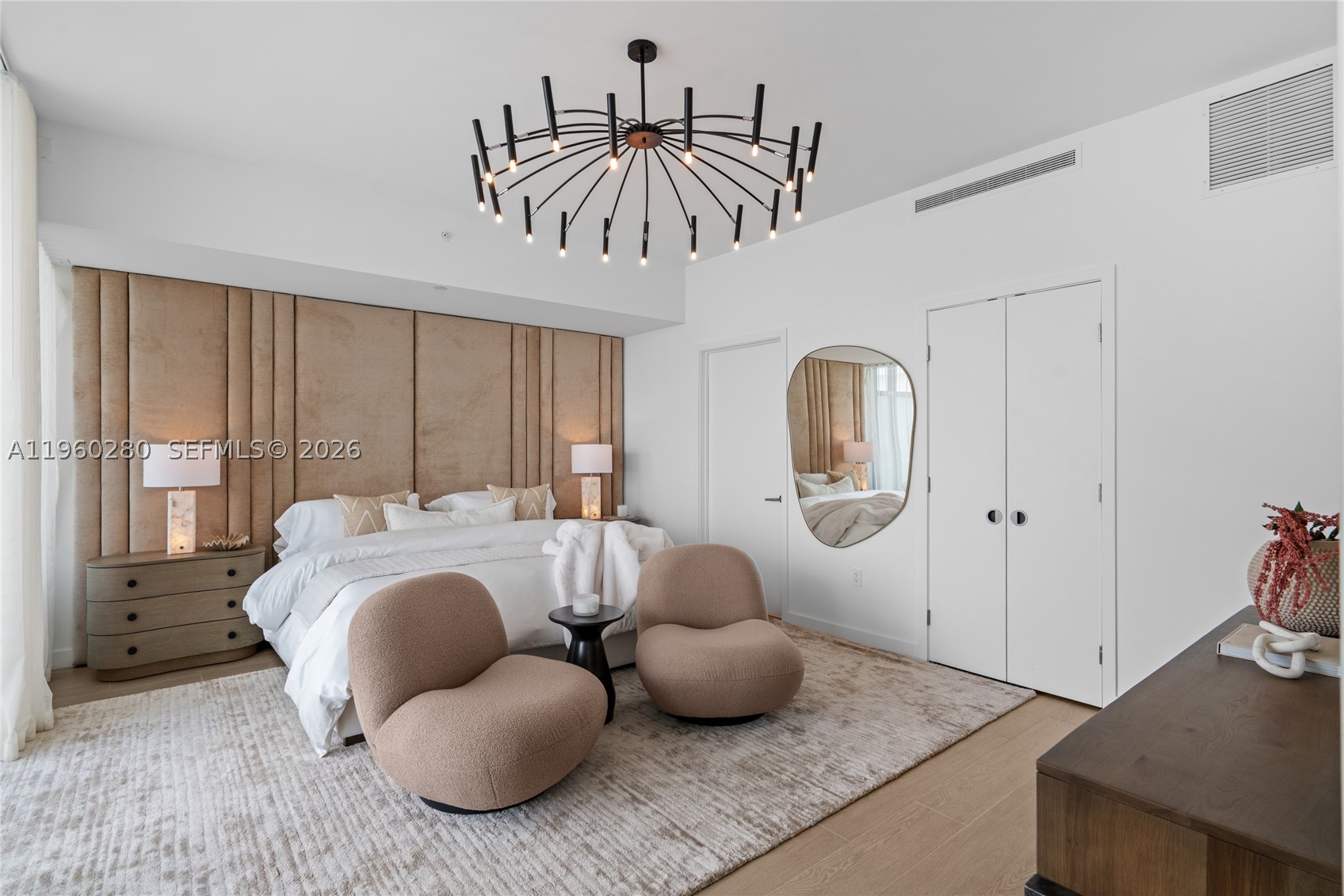 500 Alton #2203, Miami Beach FL 33139