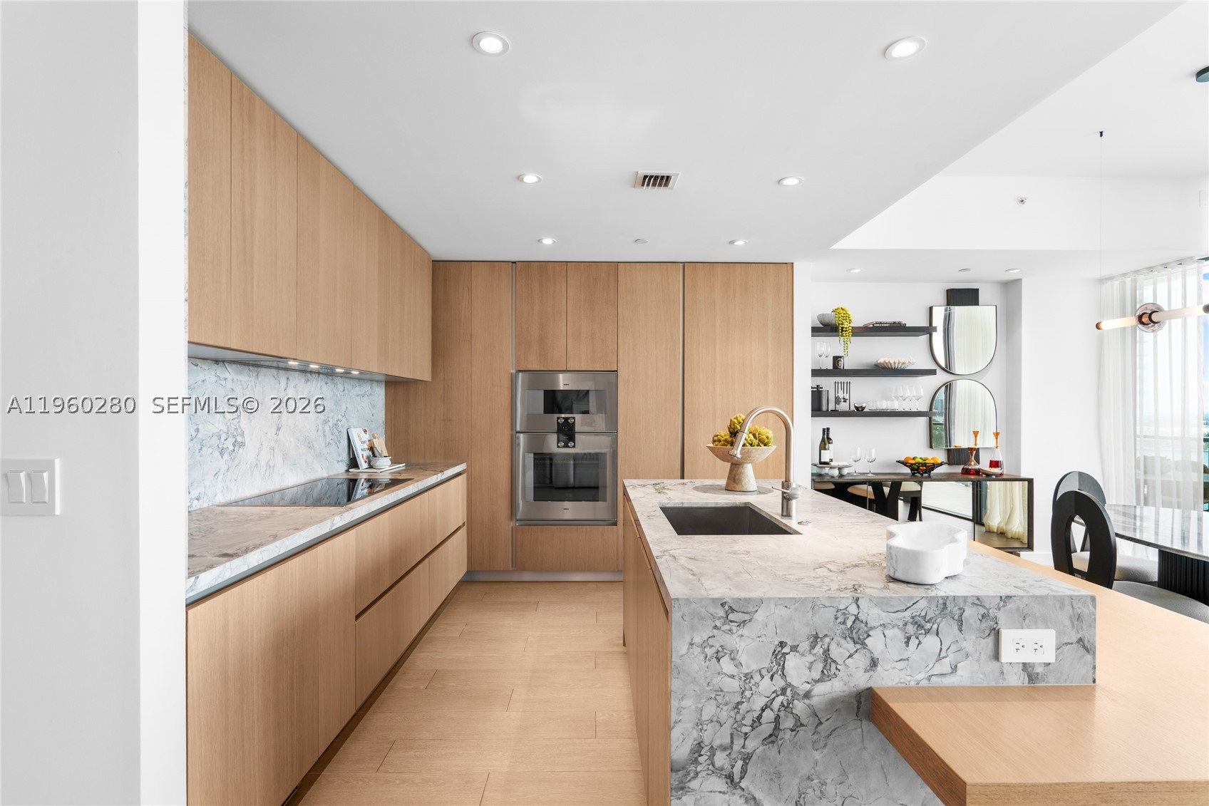 500 Alton #2203, Miami Beach FL 33139