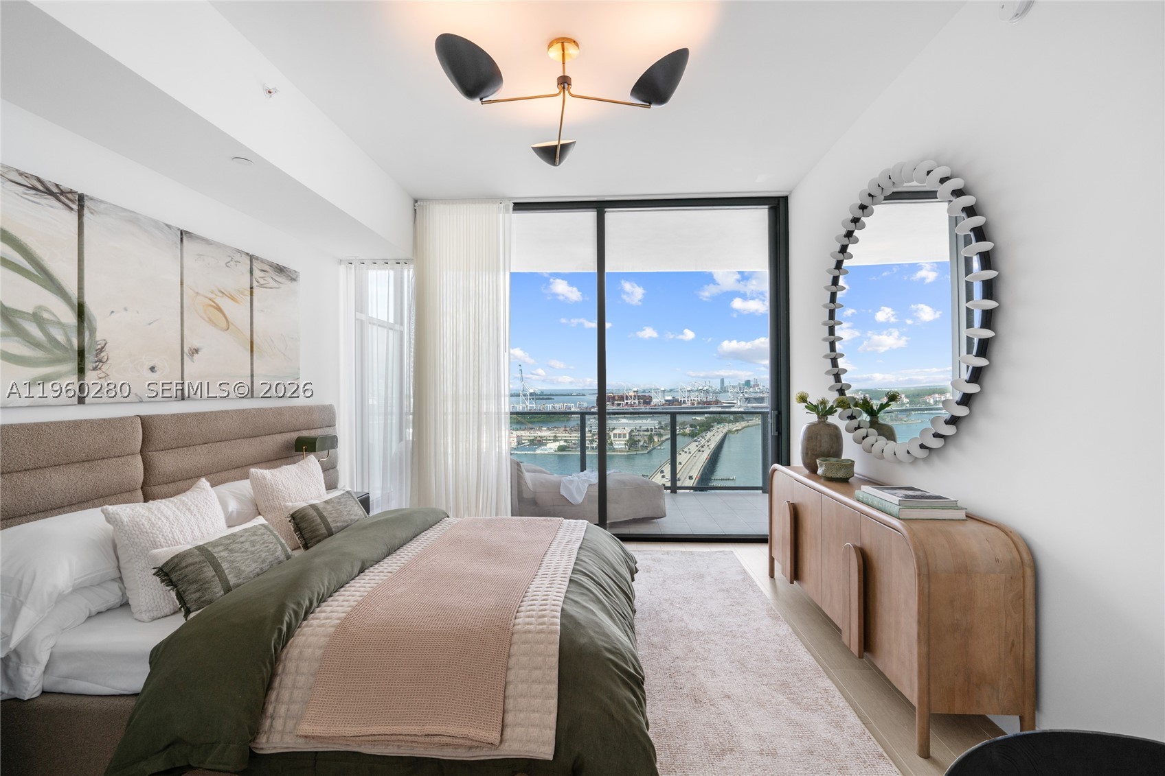 500 Alton #2203, Miami Beach FL 33139