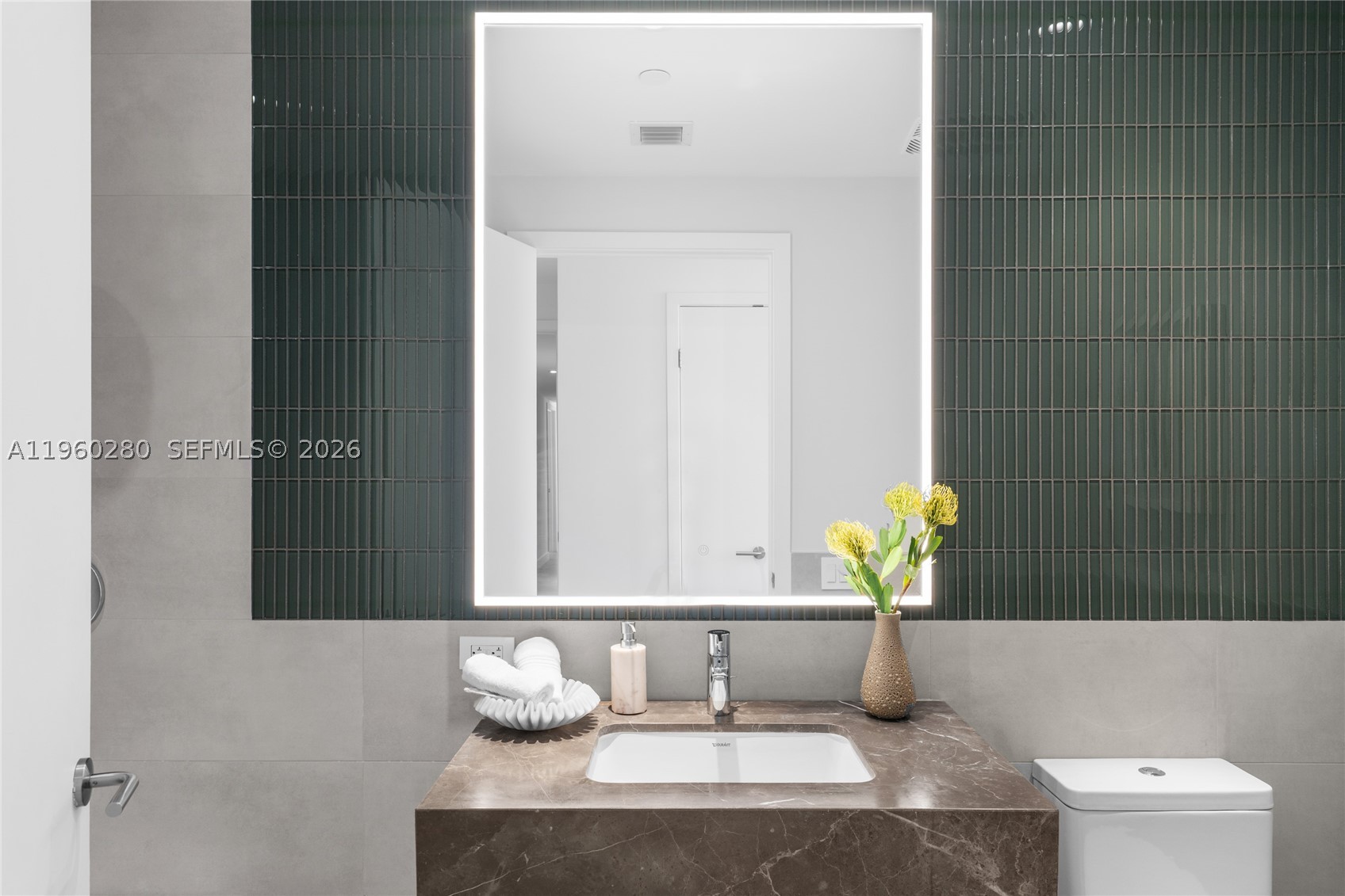 500 Alton #2203, Miami Beach FL 33139