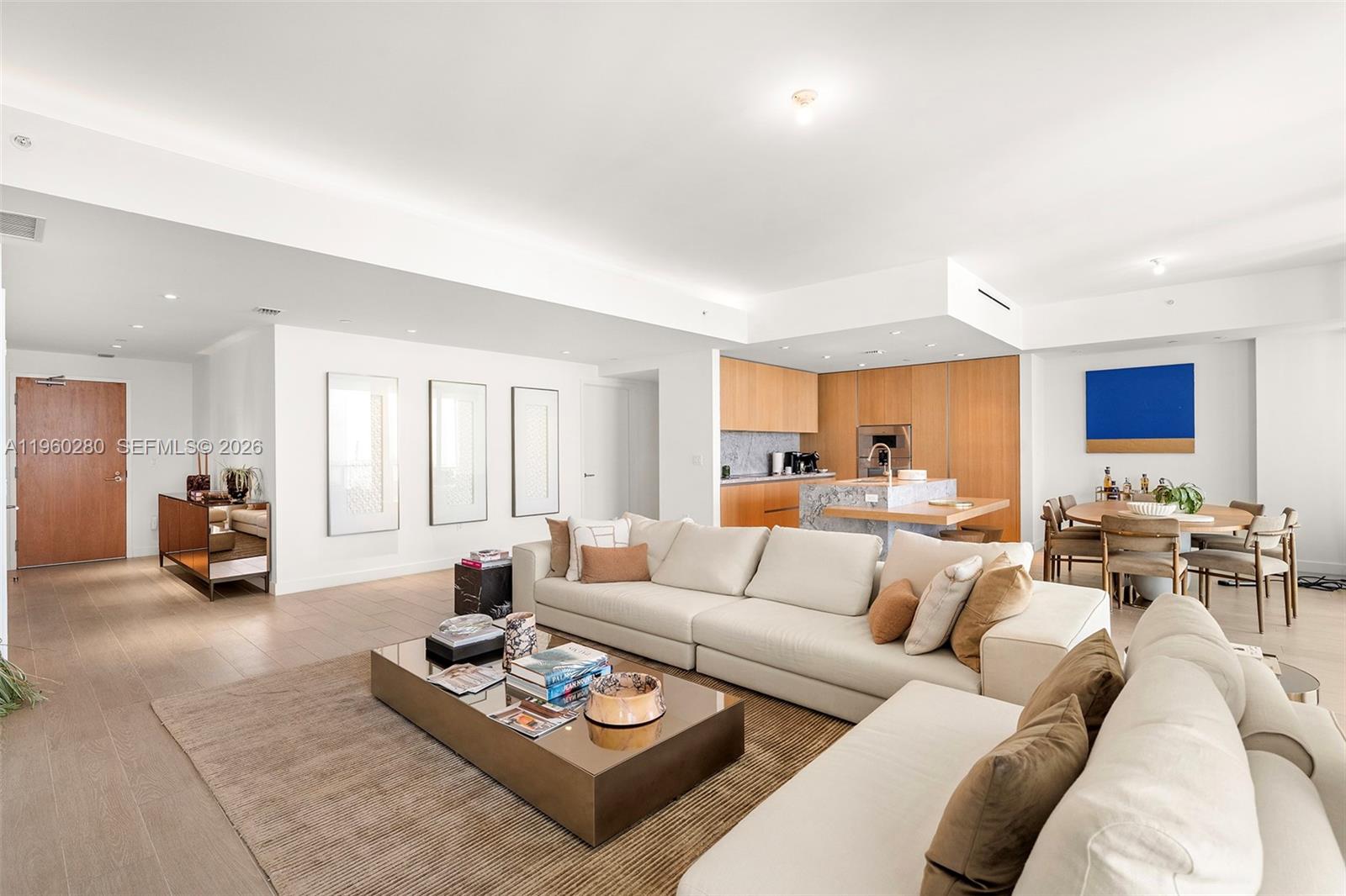 500 Alton #2203, Miami Beach FL 33139