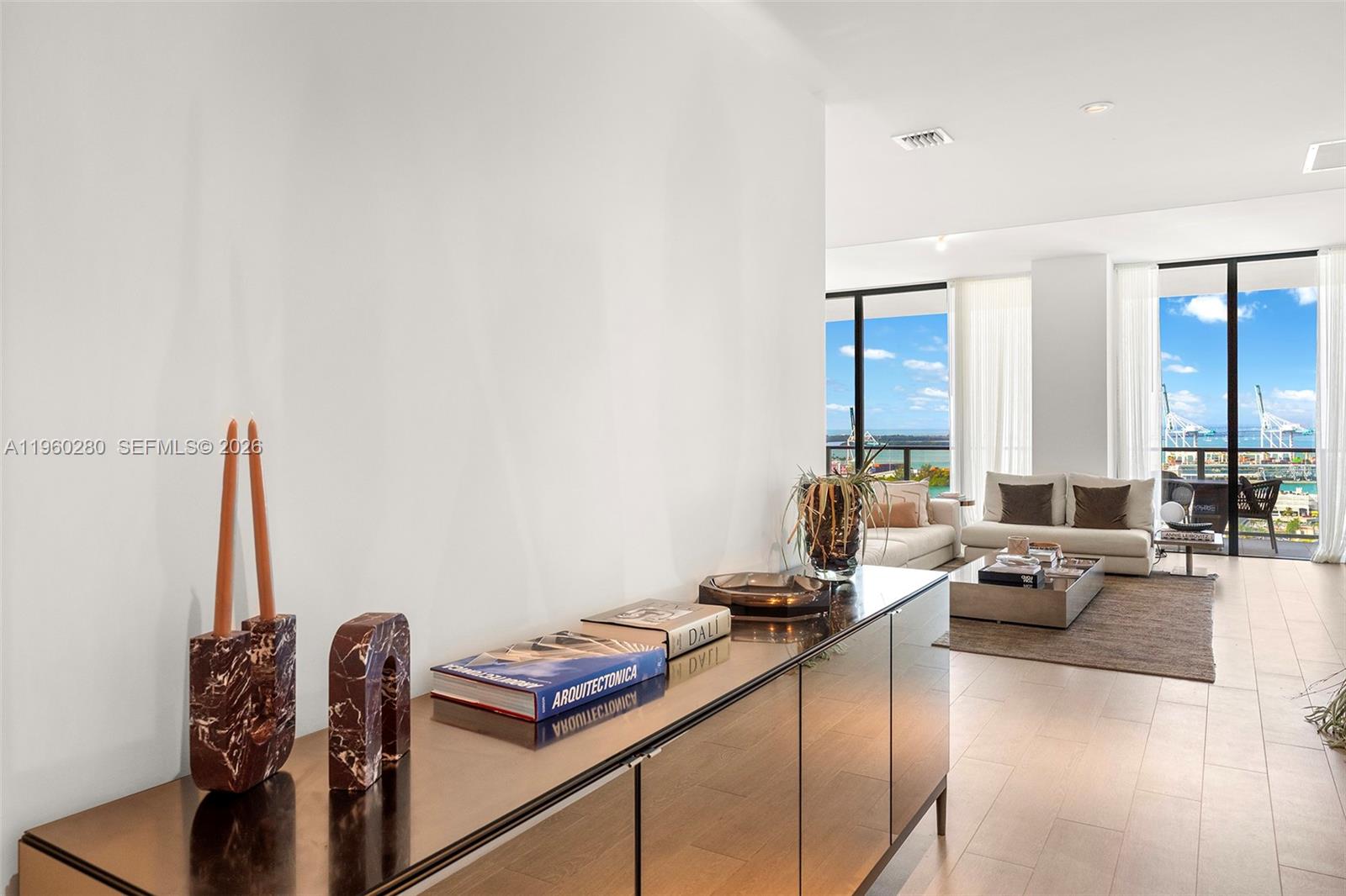 500 Alton #2203, Miami Beach FL 33139