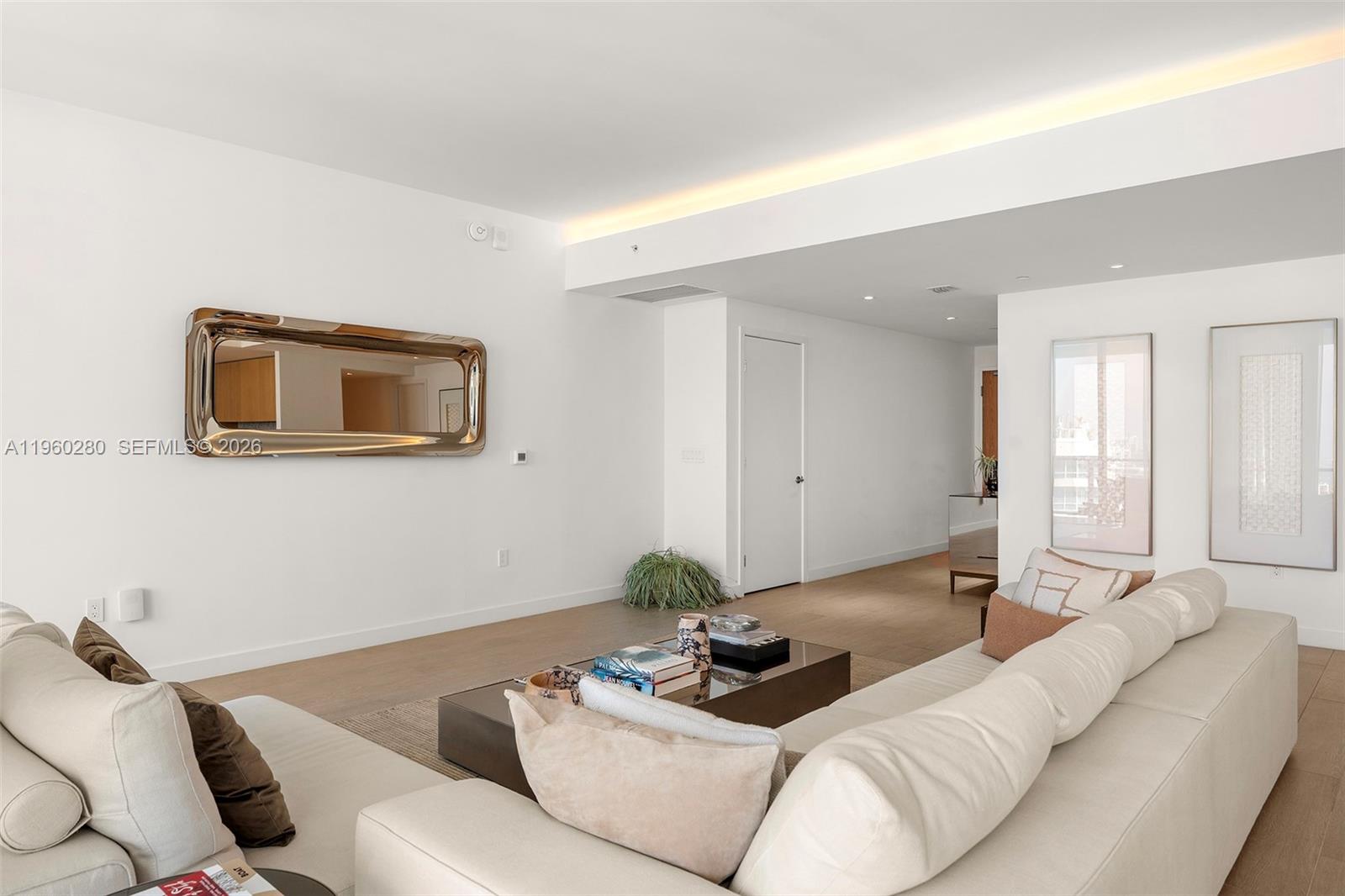 500 Alton #2203, Miami Beach FL 33139