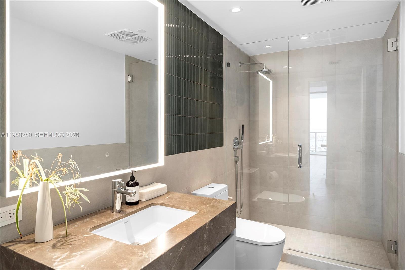500 Alton #2203, Miami Beach FL 33139