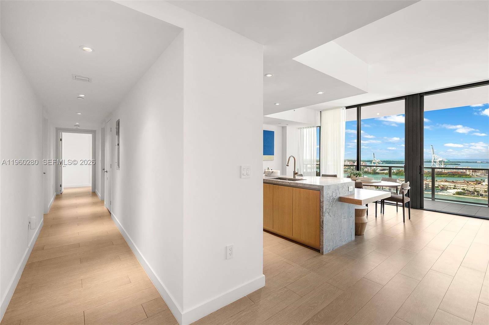 500 Alton #2203, Miami Beach FL 33139