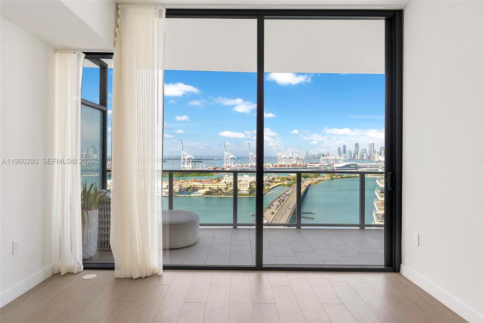 500 Alton #2203, Miami Beach FL 33139