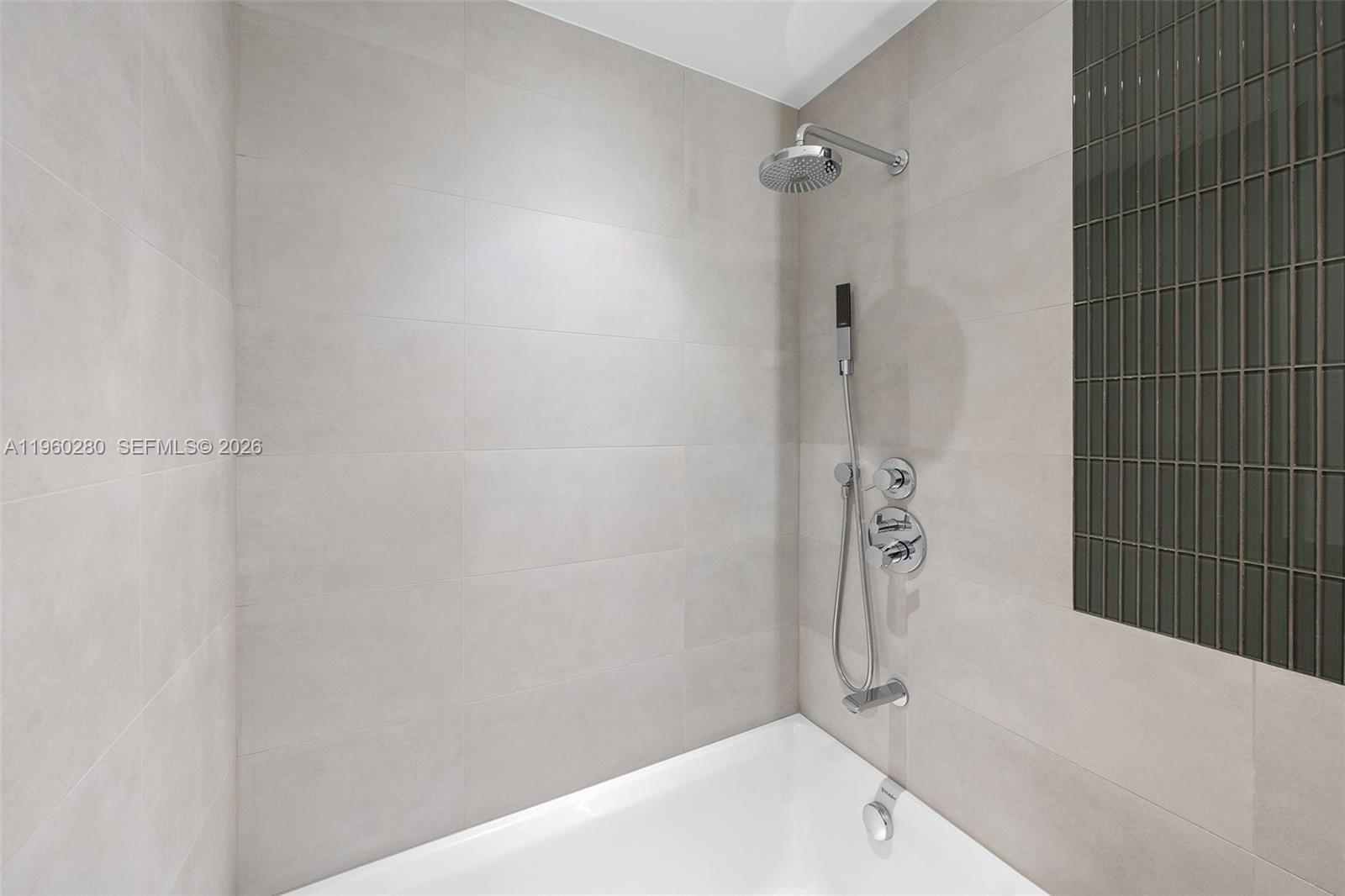 500 Alton #2203, Miami Beach FL 33139