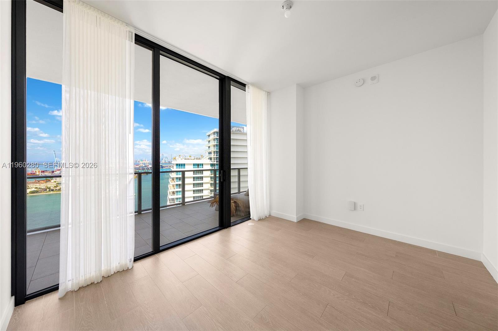 500 Alton #2203, Miami Beach FL 33139
