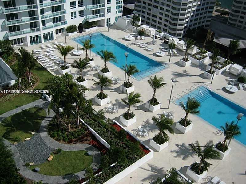 Miami FL 33131 - A11960319