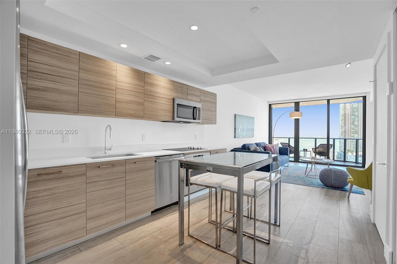 121 NE 34th St #2305, Miami FL 33137