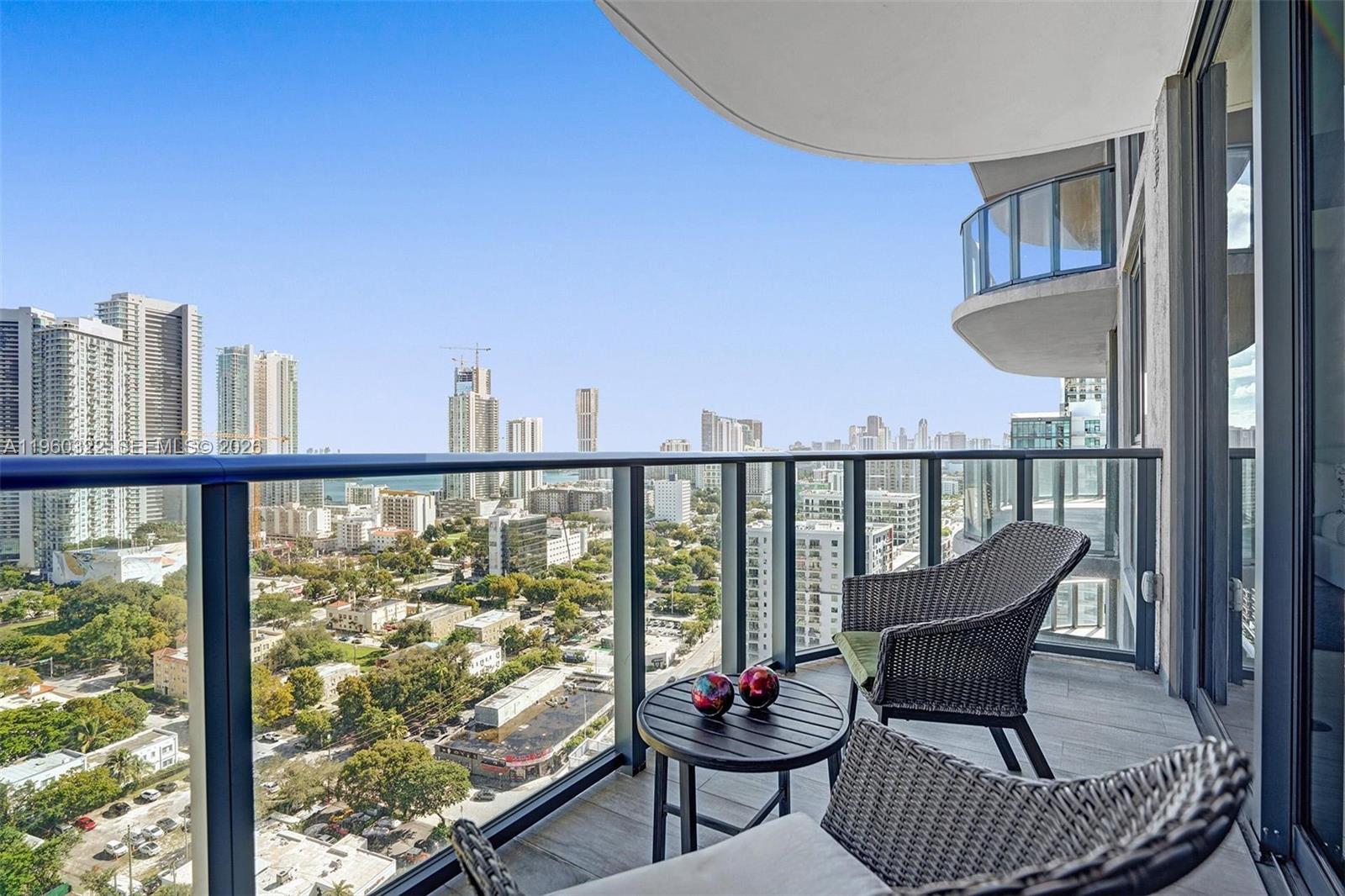 121 NE 34th St #2305, Miami FL 33137