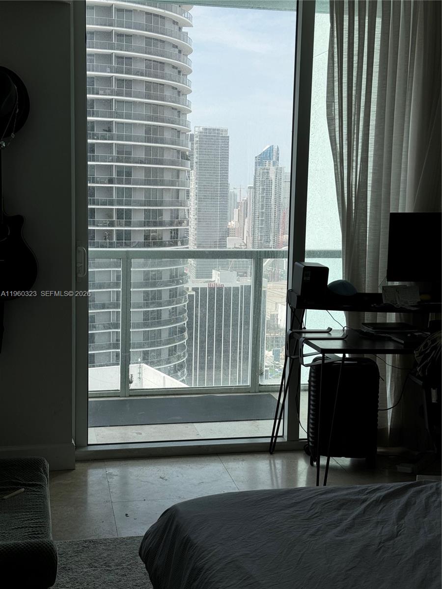 1900 N Bayshore Dr #4307, Miami FL 33132