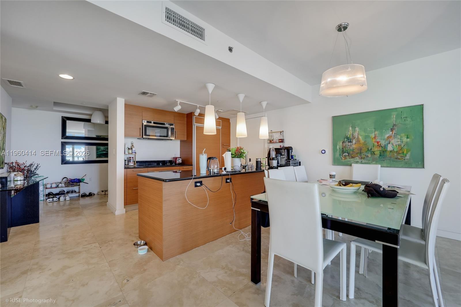 Miami FL 33132 - A11960414