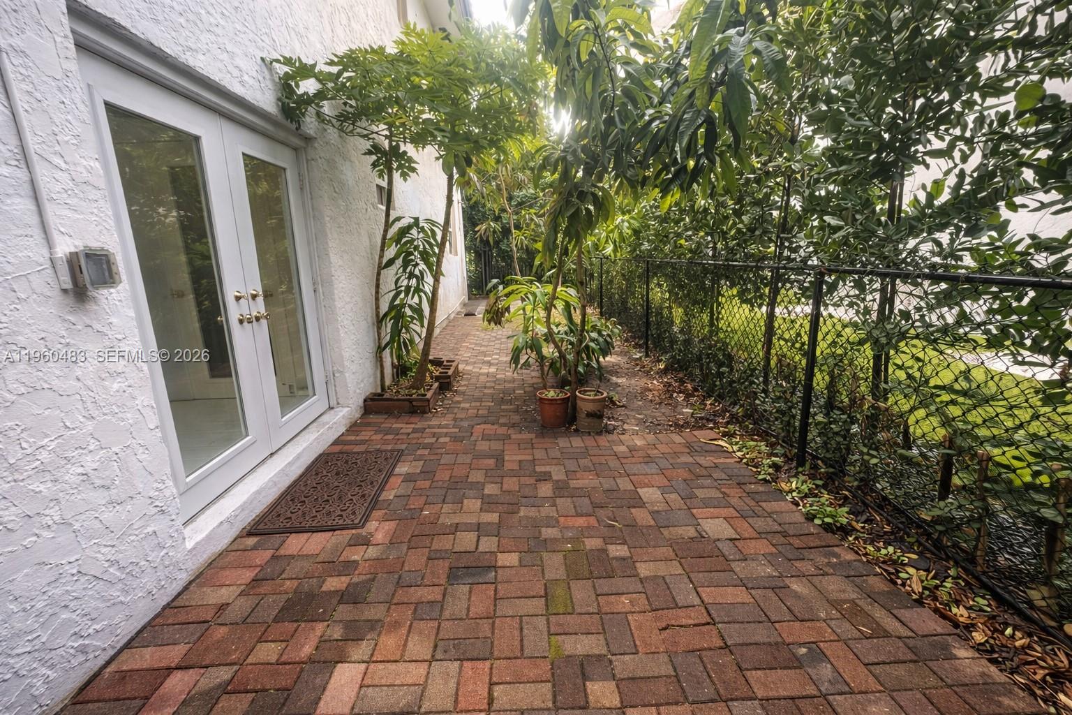 3614 Anderson Rd, Coral Gables FL 33134