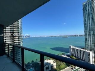 650 NE 32nd St #2303, Miami FL 33137