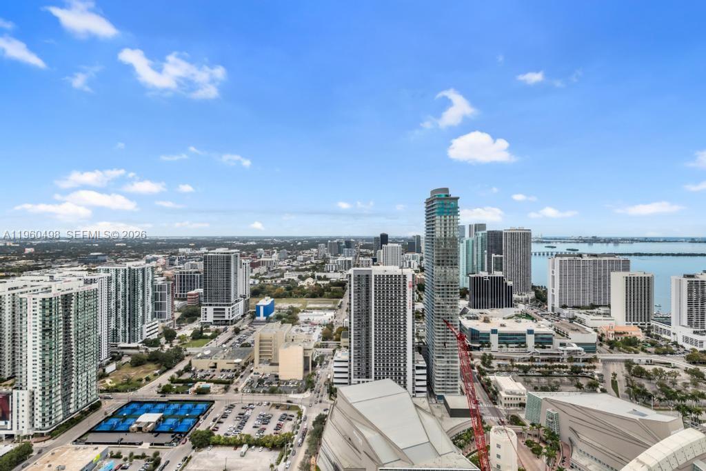 1100 Biscayne Blvd #4907, Miami FL 33132