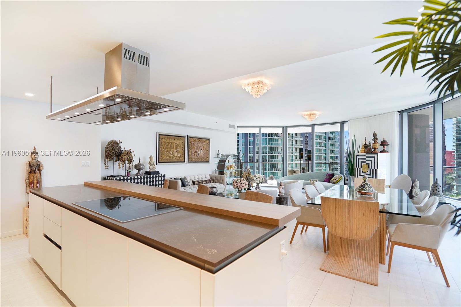 1000 Brickell Plz #1902, Miami FL 33131