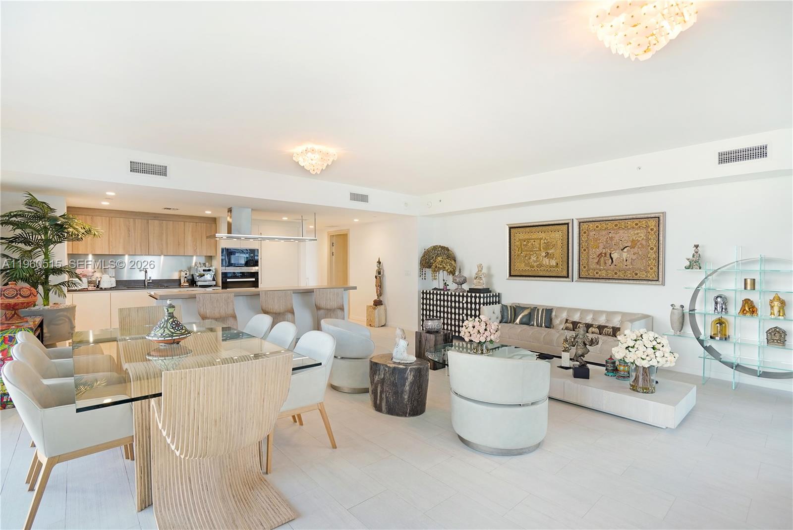 1000 Brickell Plz #1902, Miami FL 33131