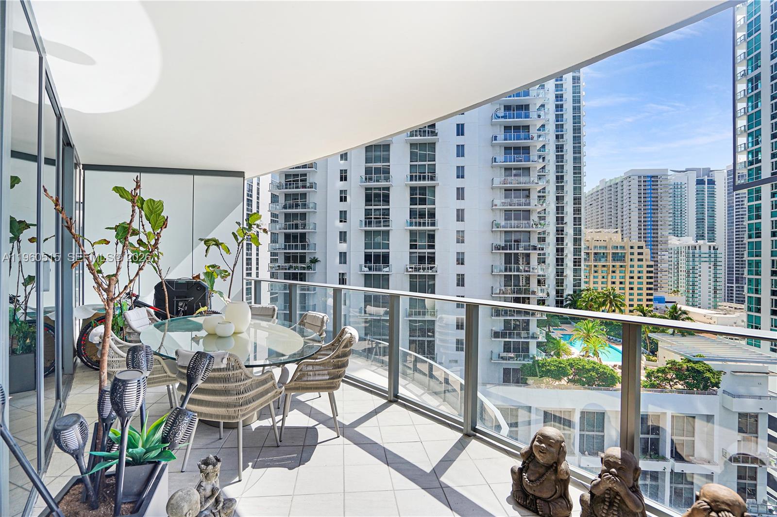 1000 Brickell Plz #1902, Miami FL 33131