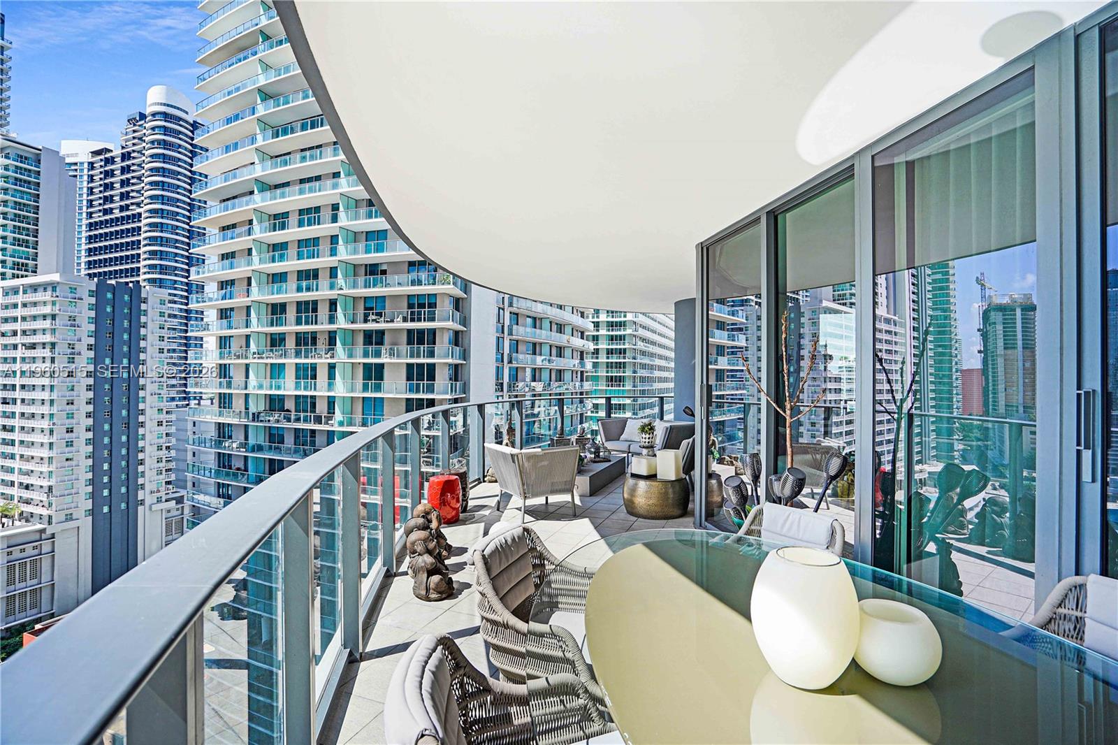 1000 Brickell Plz #1902, Miami FL 33131