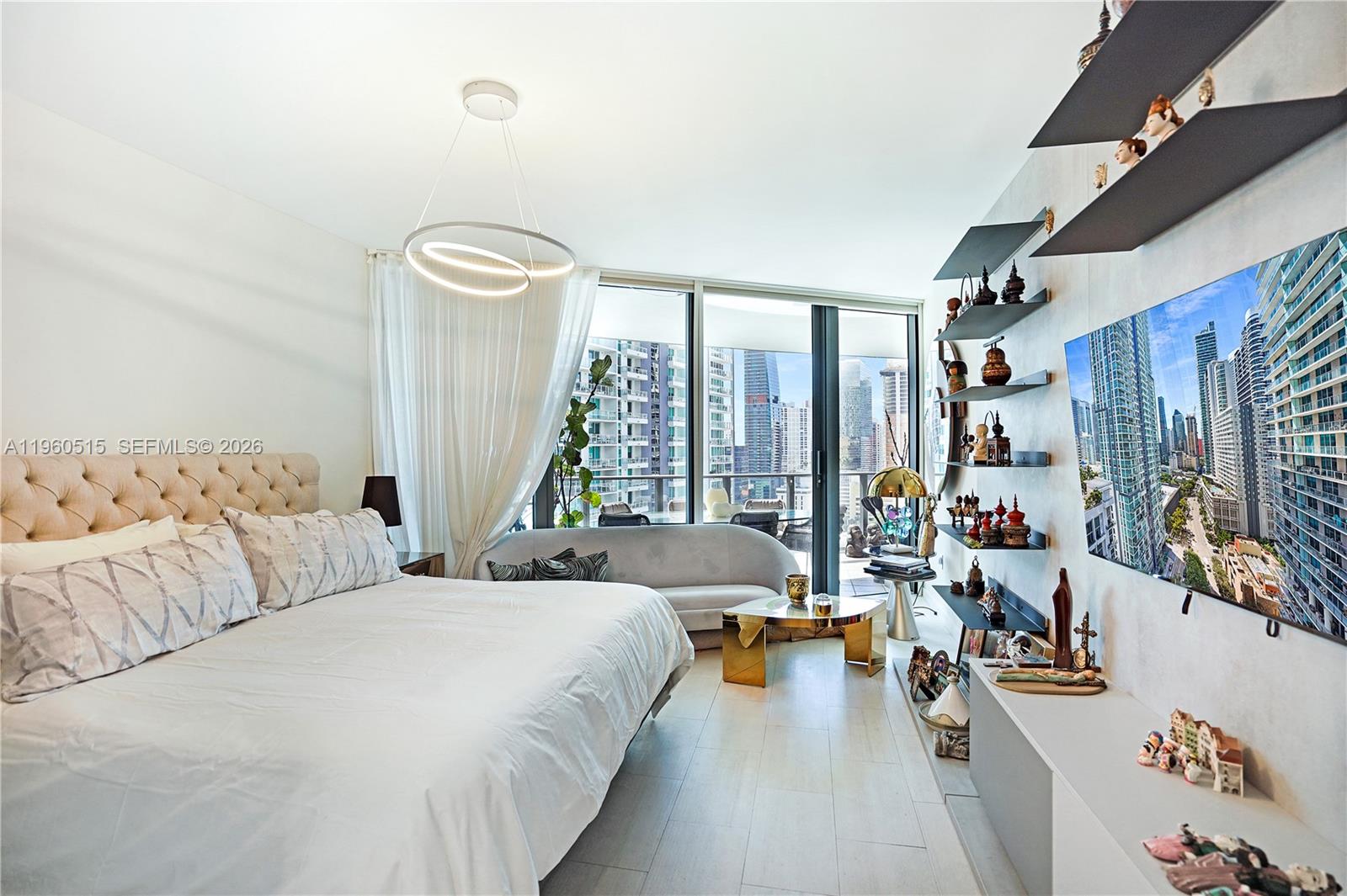 1000 Brickell Plz #1902, Miami FL 33131