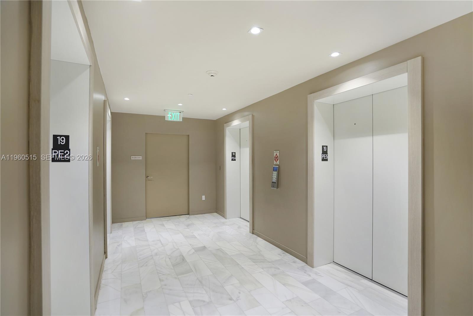 1000 Brickell Plz #1902, Miami FL 33131