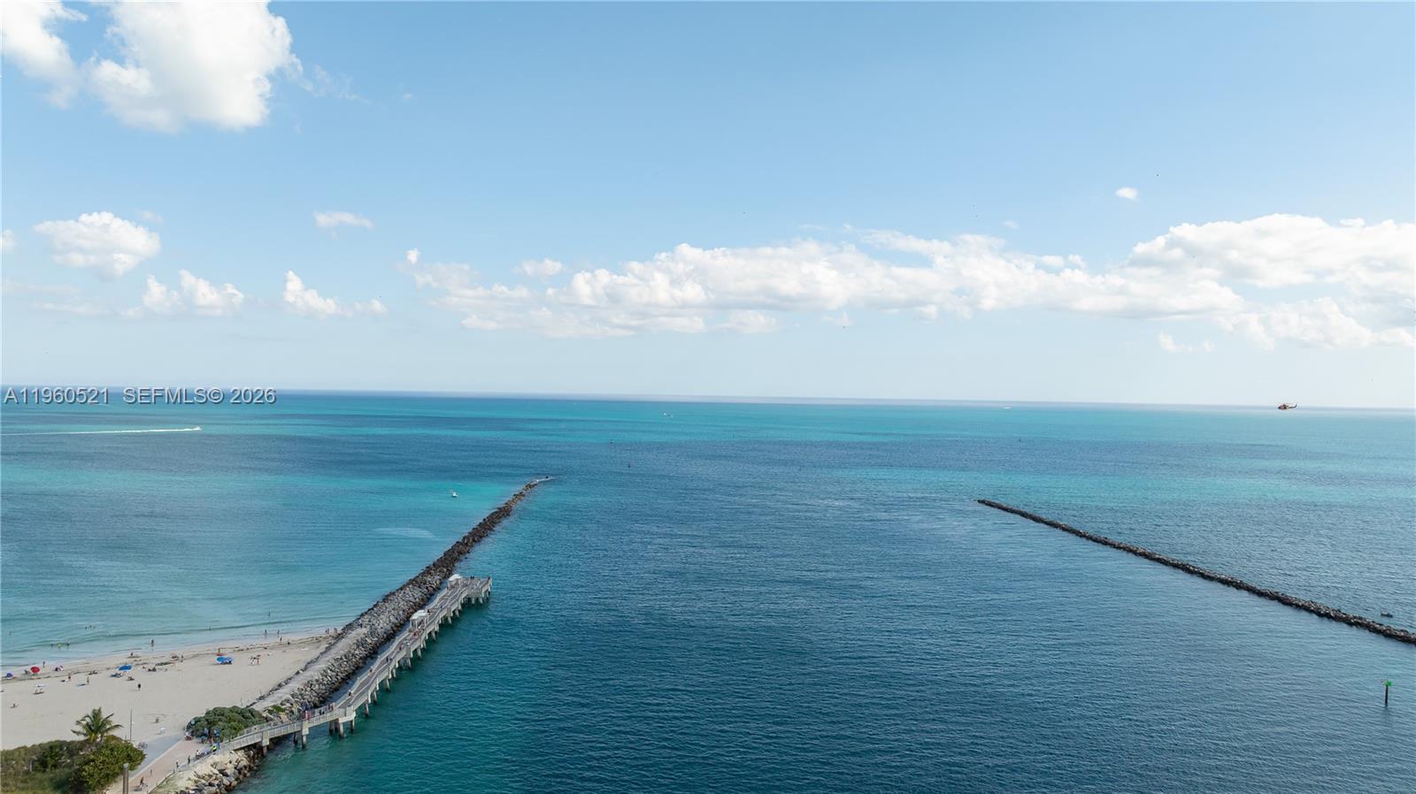 300 S Pointe Dr #907, Miami Beach FL 33139