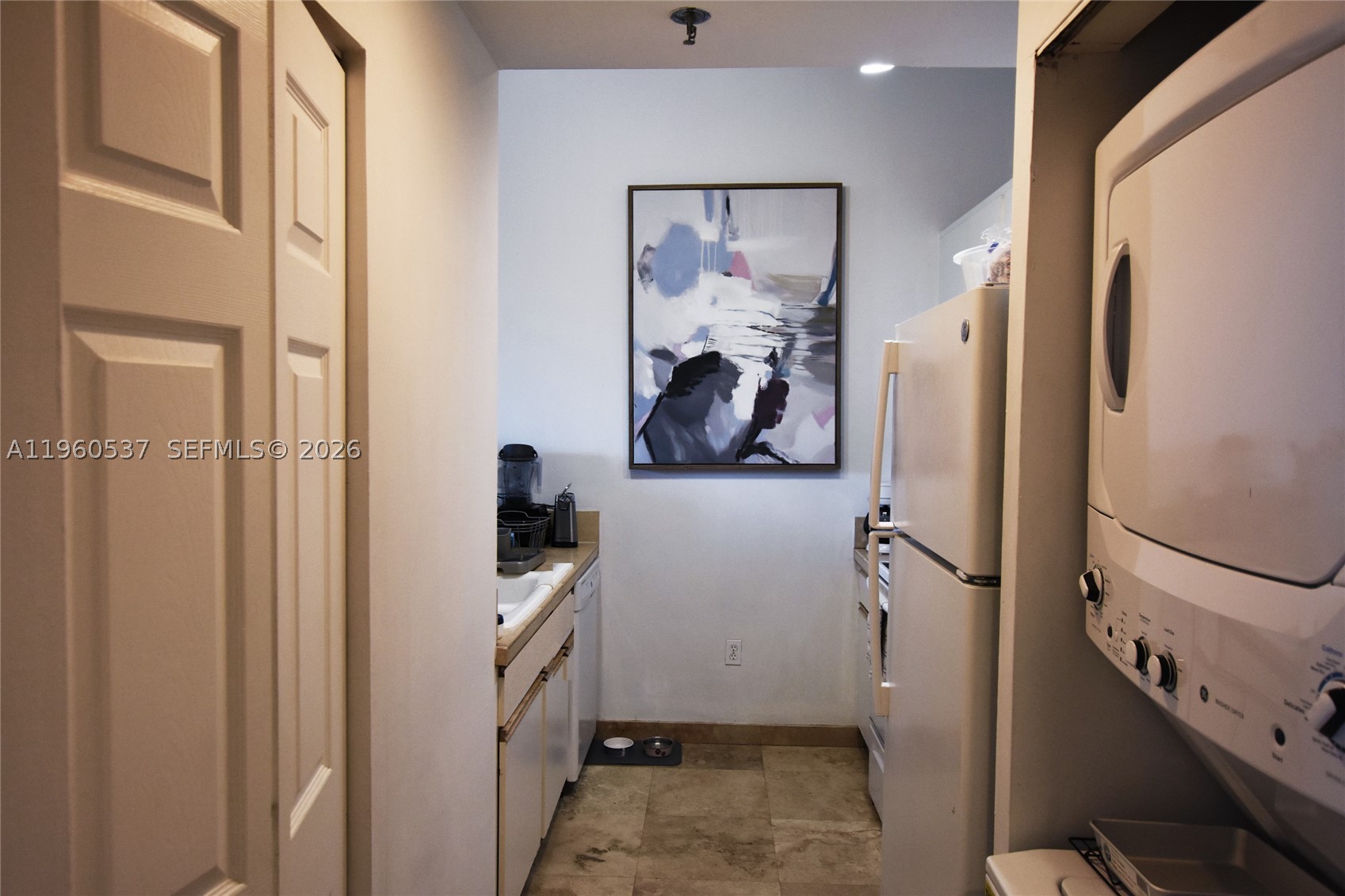 540 Brickell Key Dr #505, Miami FL 33131