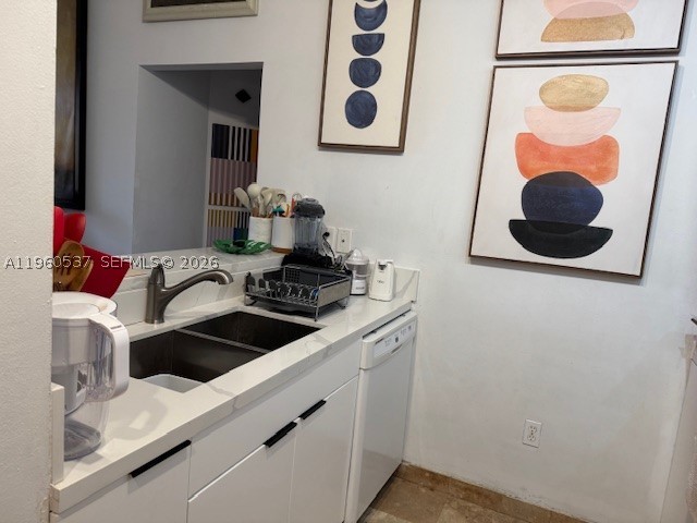 540 Brickell Key Dr #505, Miami FL 33131