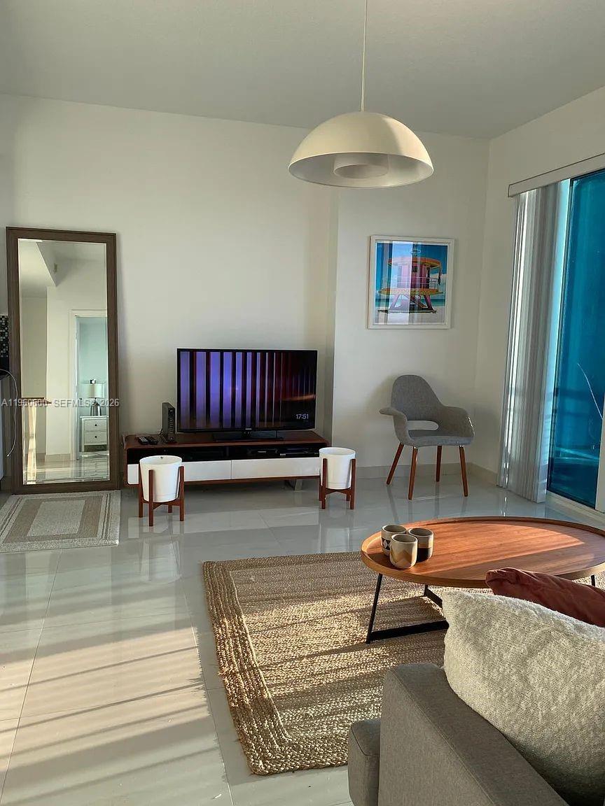 60 SW 13th St #3405, Miami FL 33130