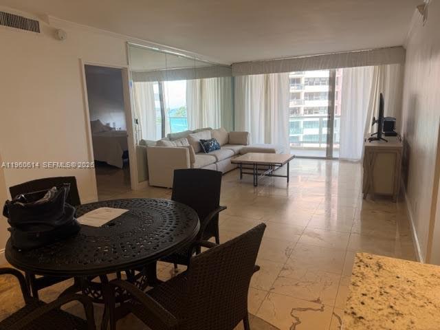 5161 Collins Ave #703, Miami Beach FL 33140